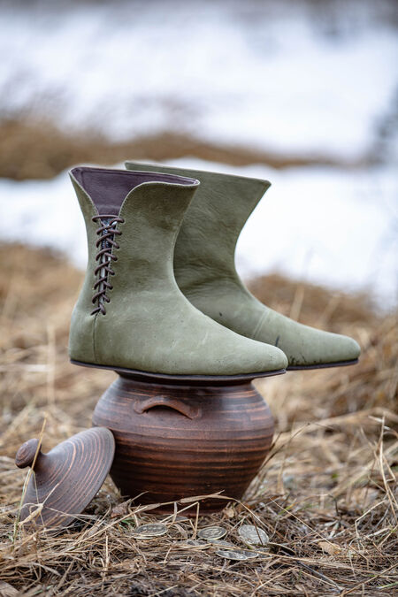 Sale: Lederstiefel „Leprechaun”, von Kelten inspiriert | Einzigartiges Angebot | Mattblau