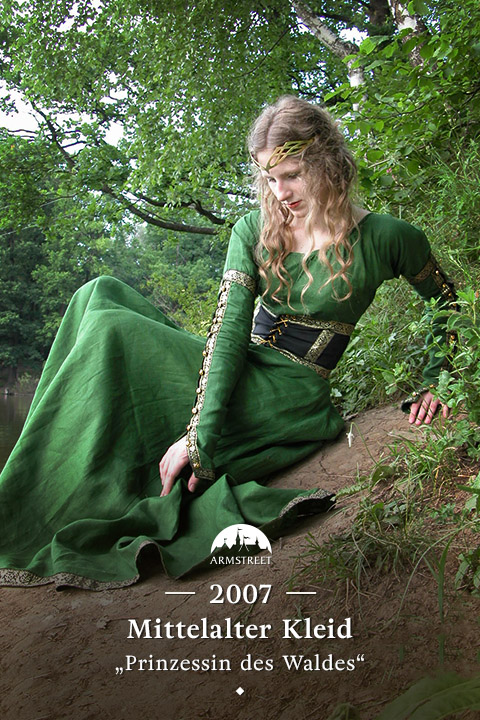 Mittelalter Kleid „Prinzessin des Waldes“ mit Korsett  