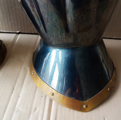 Sale&ldquo;The Wayward Knight&rdquo; Hourglass Finger Gauntlets