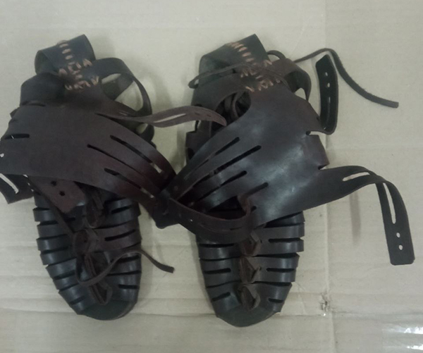 Sale römische Sandalen aus Leder